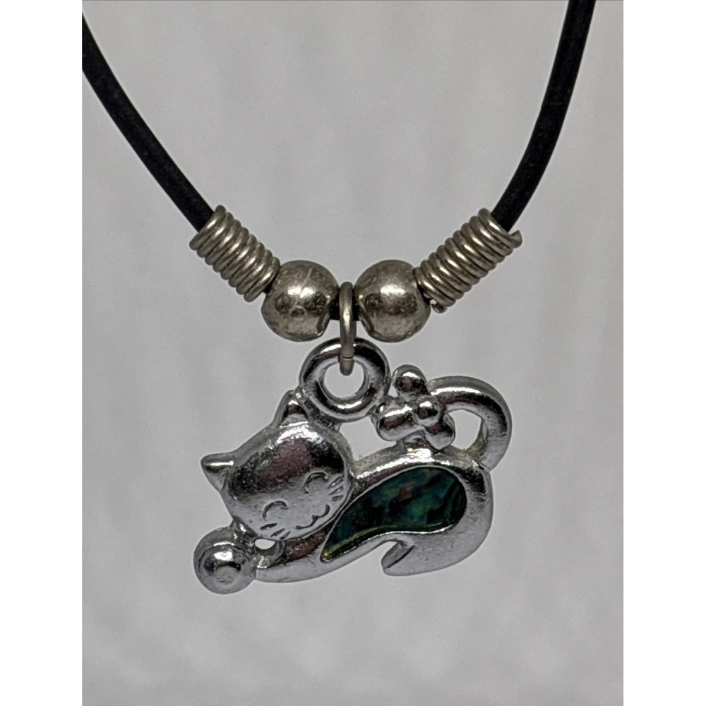 Cat Kitten Silver Tone Pendent On Black Cord Necklace With Green Glass Stone 18"